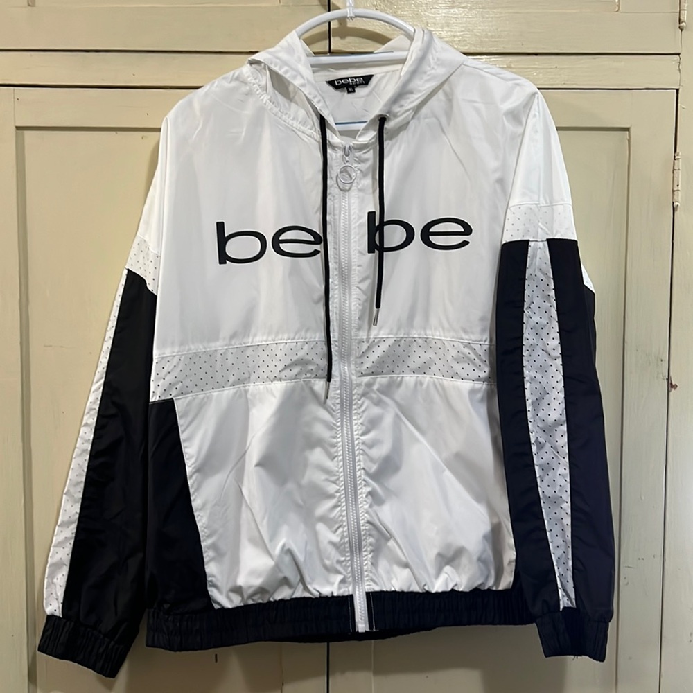 Lightweight wind breaker by bebe.